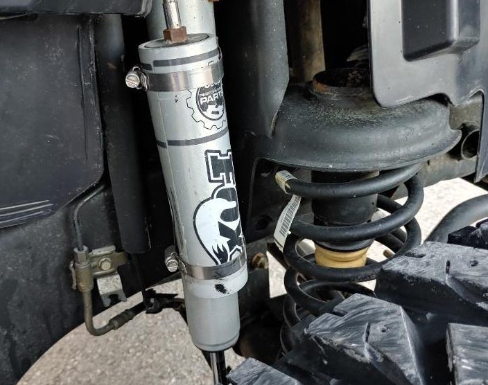 Fox Shocks on a Jeep for off-roading. Some words on how they compare to King shocks/coilovers.